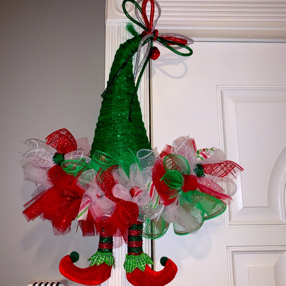 Holiday elf Santa hat wreath
